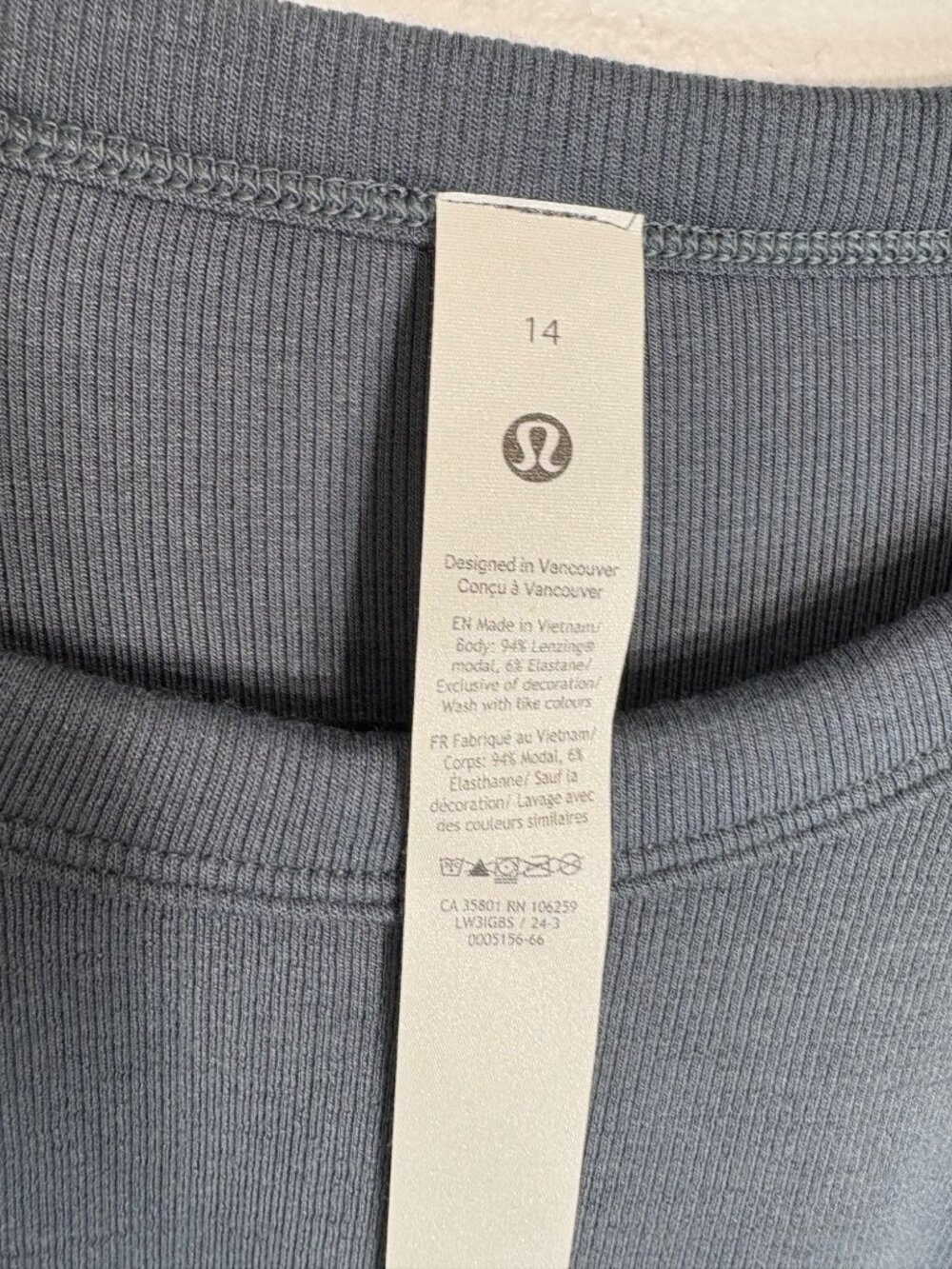 NWT Lululemon Hold Tight Straight-Hem Cropped Long-Sleeve Shirt-sz 14 - Picture 4 of 6